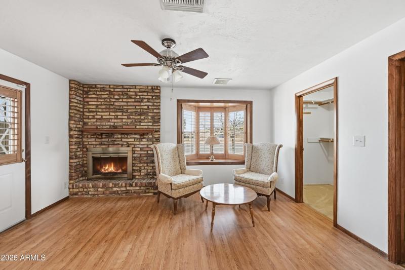 27_v1s_4936_with_fire