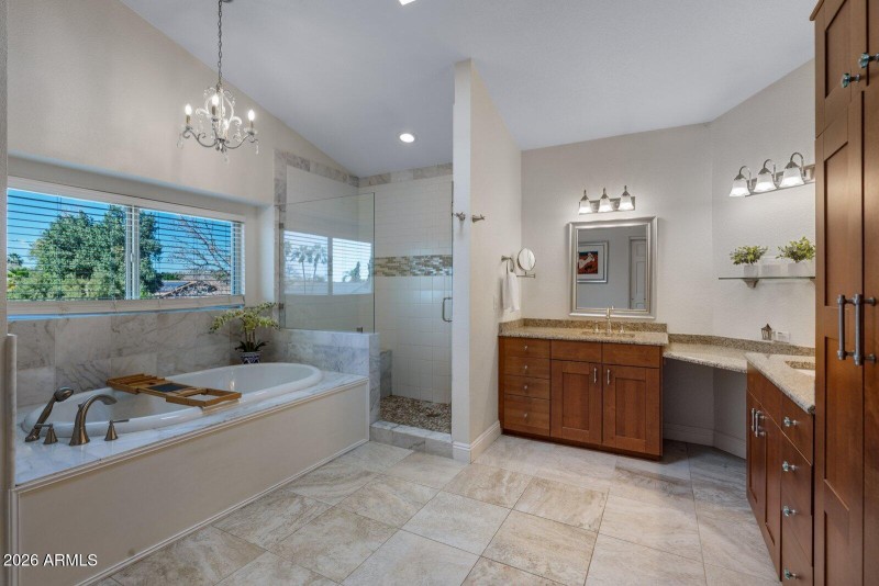 Primary Suite Bathroom