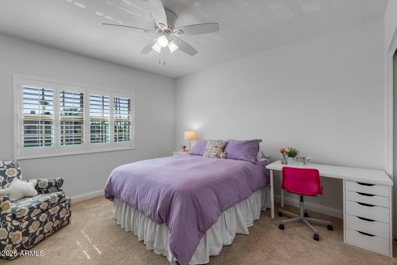 Guest Bedroom 4 Upstairs