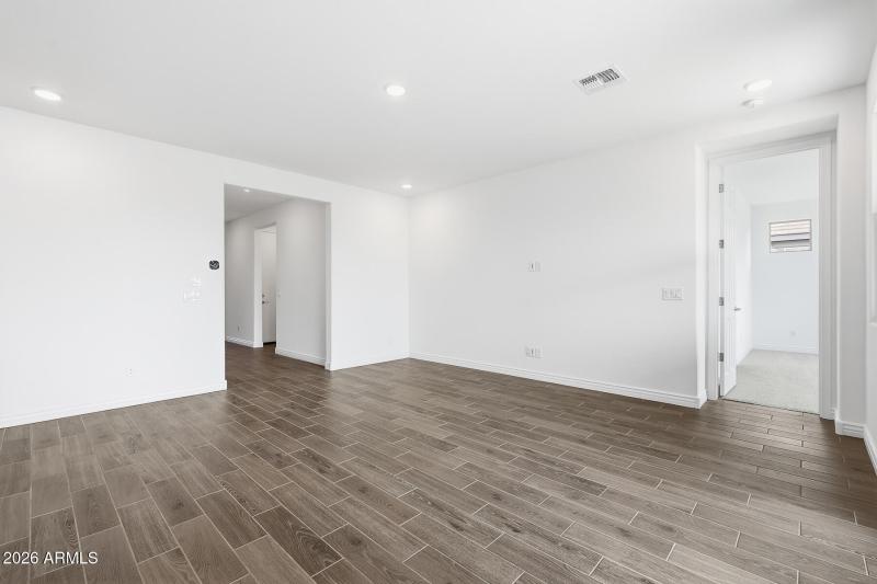 PHX_Miravida_Lot 1155_Ash_14825_Greatroo