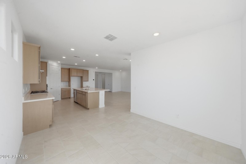 PHX_Miravida_Lot 1151_Dove_14837_Dining