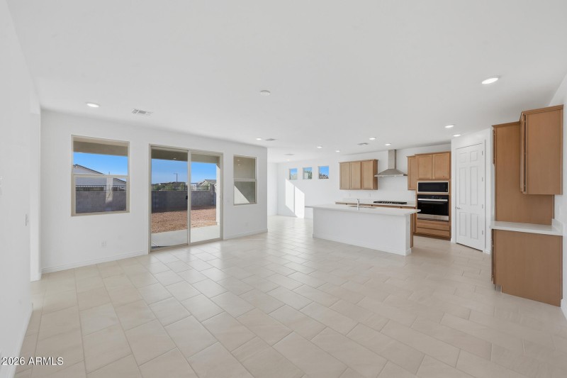 PHX_Miravida_Lot 1151_Dove_14837_Greatro