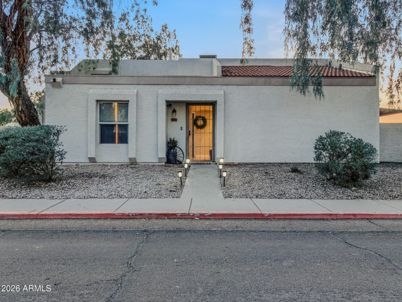 1342_W_Emerald_Exterior_Twilight_01