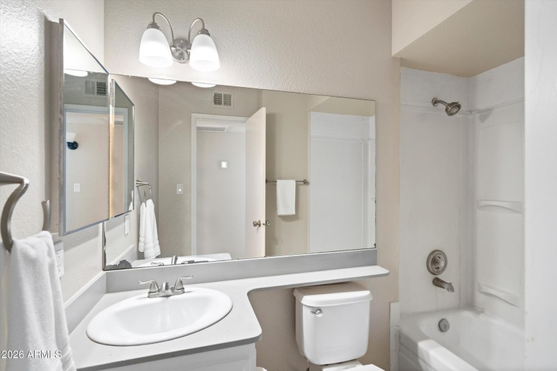 18-Bathroom-2-scaled