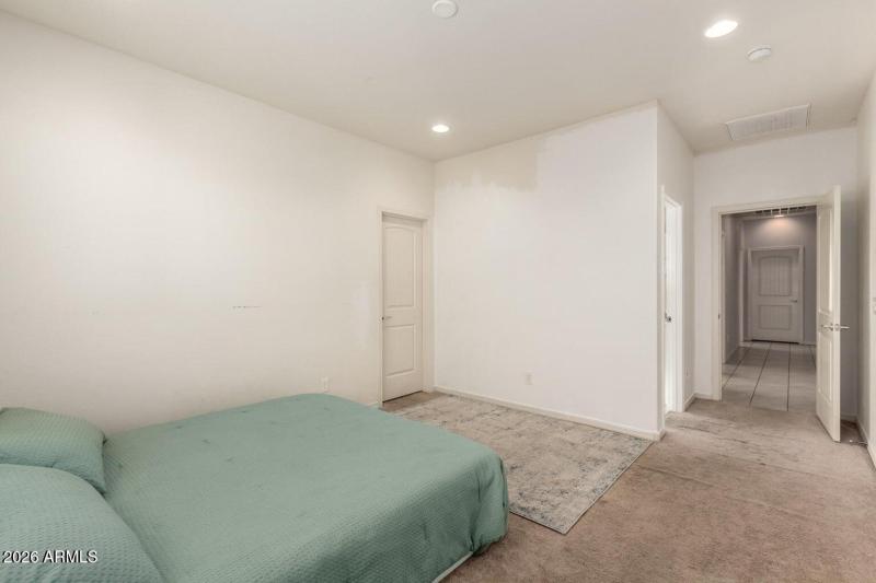 20250826161507358381000000-o