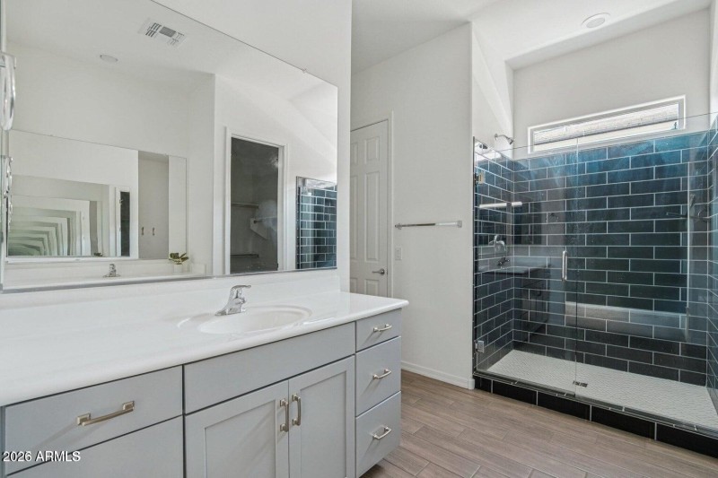 20250704221058368510000000-o