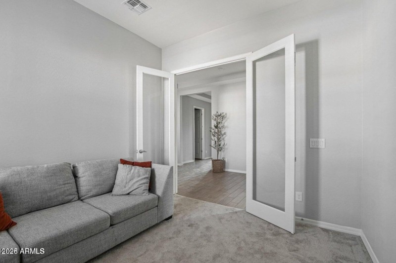 20250704221119240245000000-o