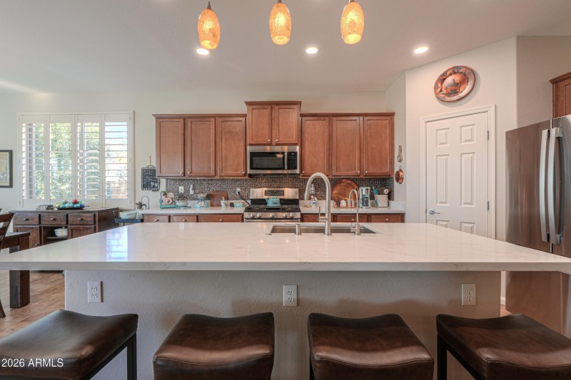 Quartz breakfast bar 103" x 48"