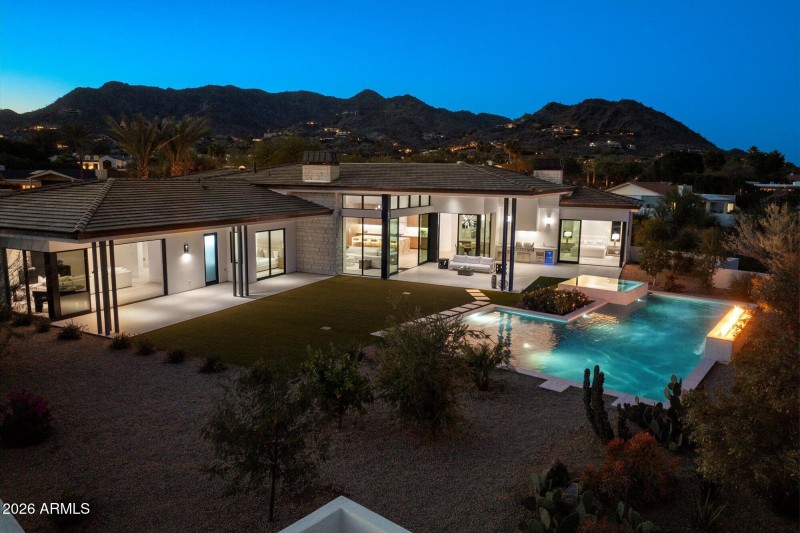 Single Level View Estate