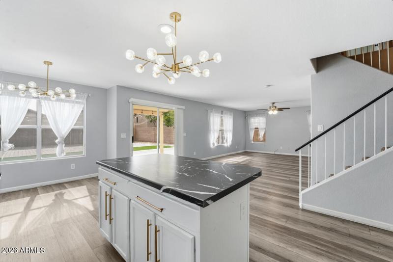 12523 W Roanoke Ave-20