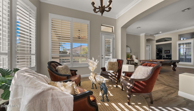 Shutters are gorgeous!