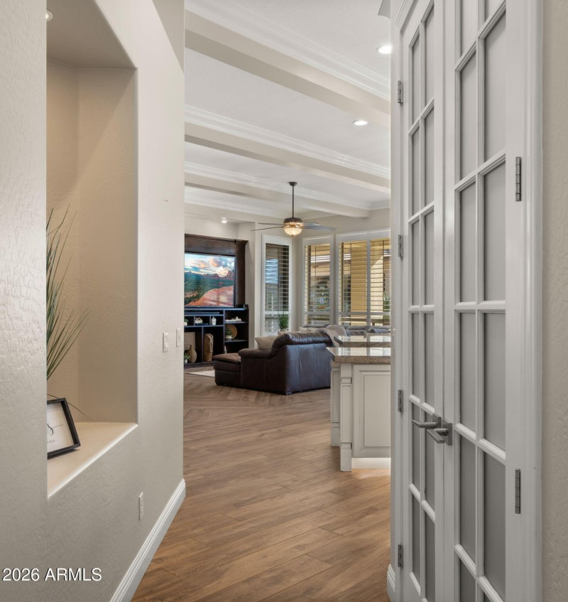 Double doored walk in pantry