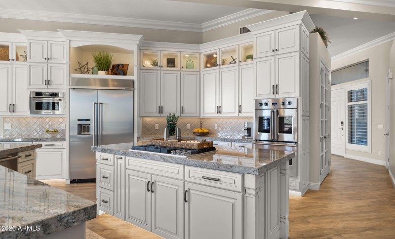 Such an open, entertainer's space!