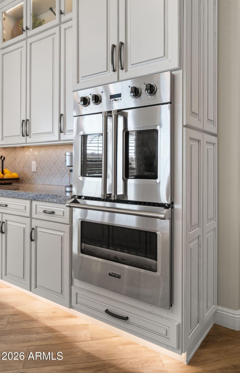 38-web-or-mls-Kitchen9