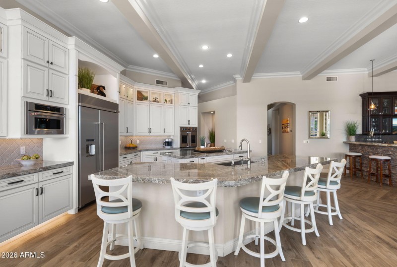 Island that seats everyone!