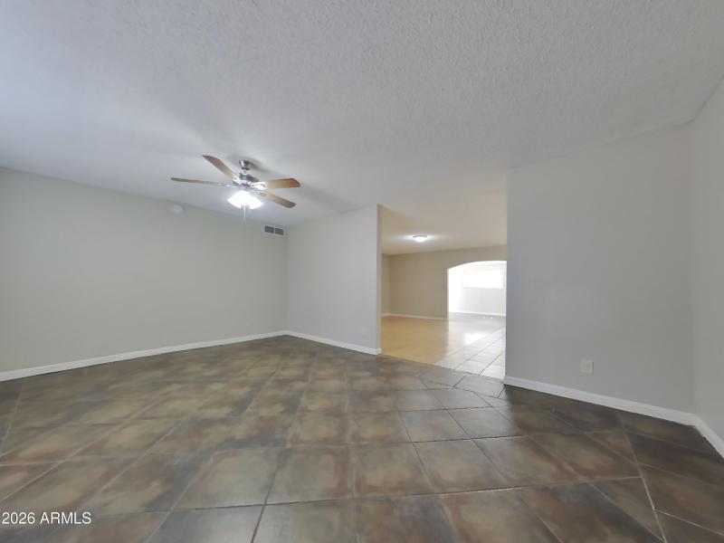 13_pc_dxfNAsm3FM_jOoOlYQPi3_layout_0