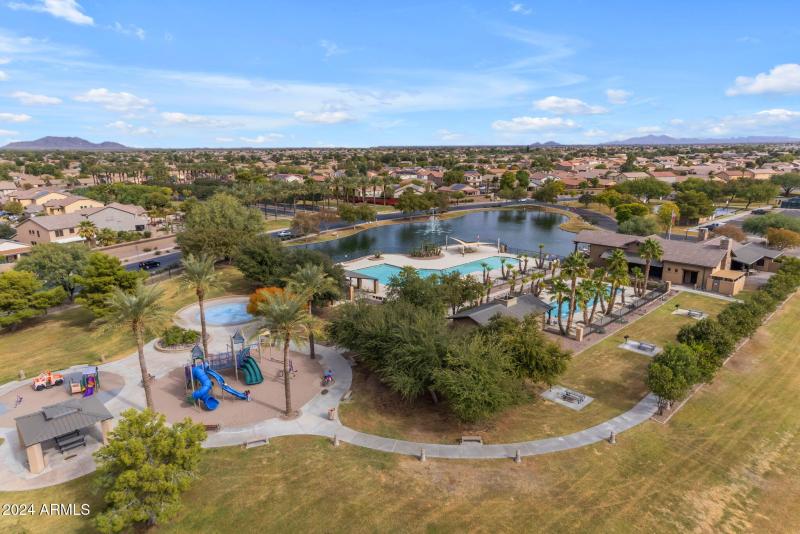 49-web-or-mls-49_525_a4m_mc