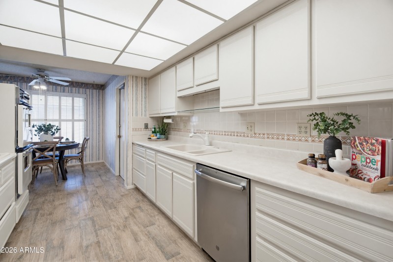 12926 W Shadow Hills Dr-22