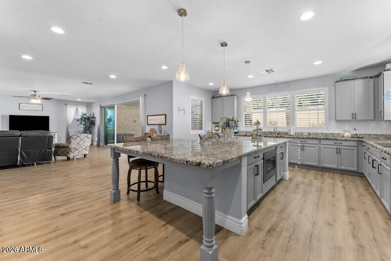 5317 S Axiom Interior (30)