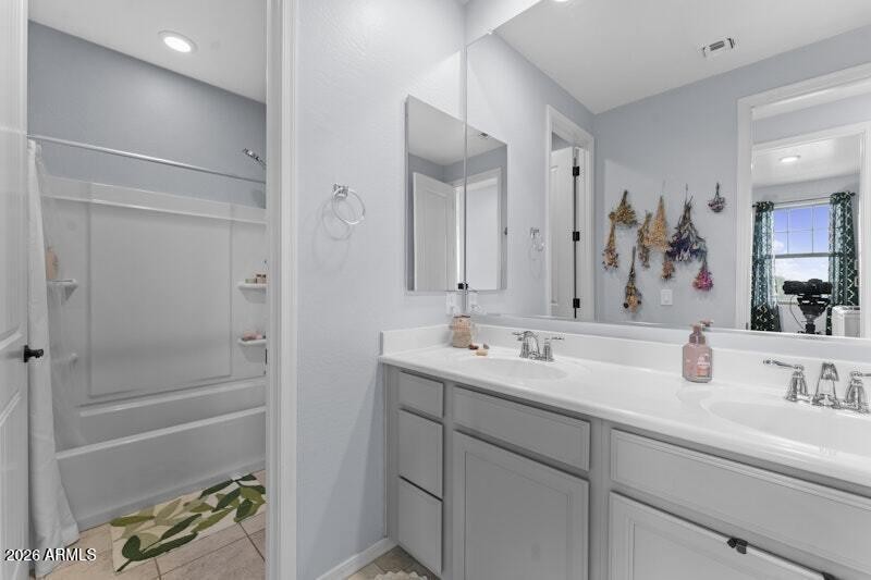 5317 S Axiom Interior (110)