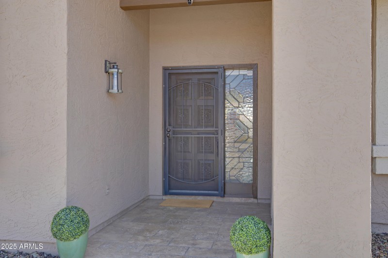 1231 E Sunburst Ln-4