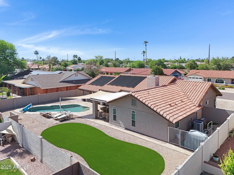 1231 E Sunburst Ln-51