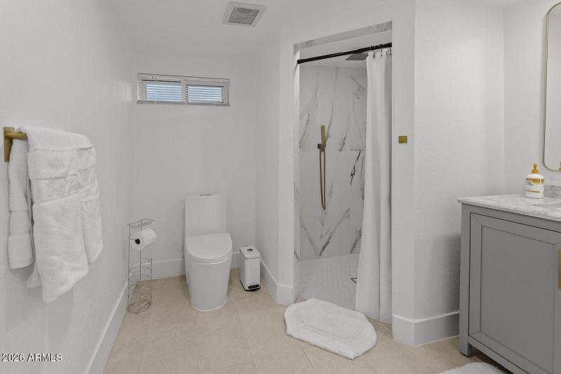 3296087449089477377-CR1-006