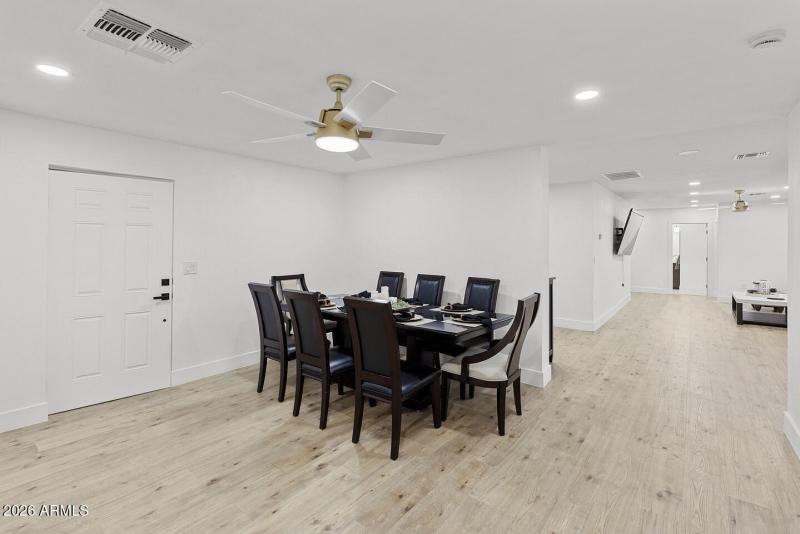 3296087449089477307-CR1-006