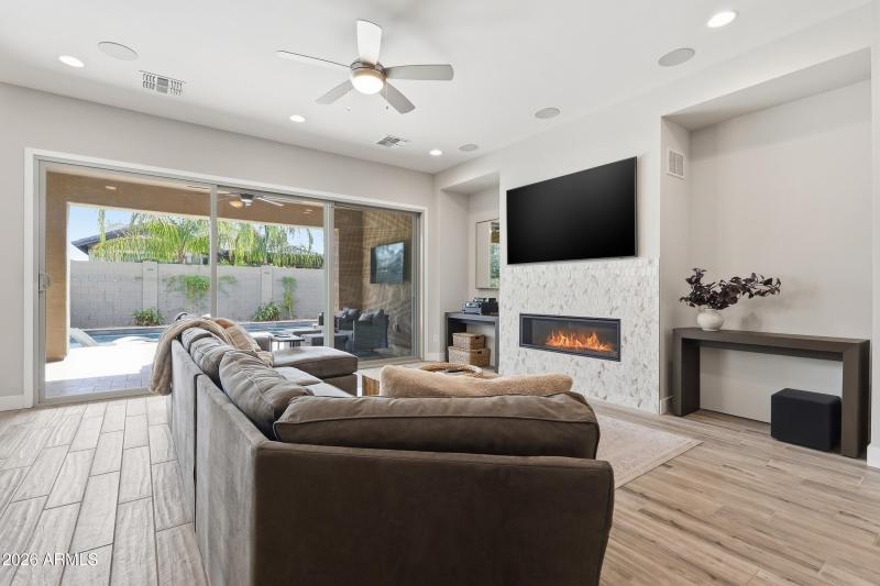 13_img_8745_with_fire