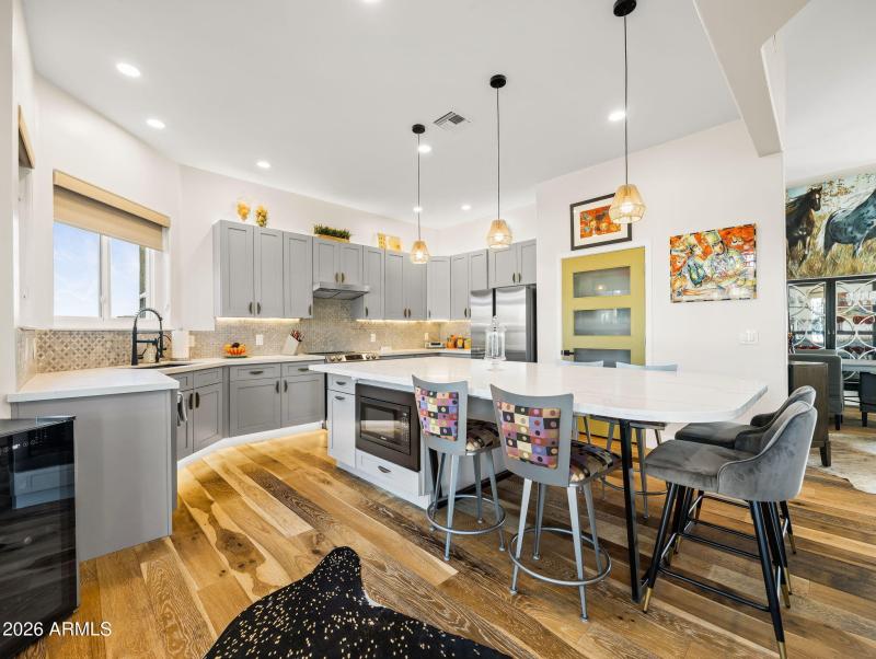 51-web-or-mls-38313 N 17th Way-52