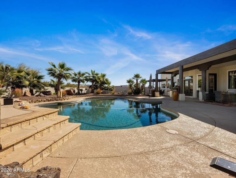 34-web-or-mls-38313 N 17th Way-35