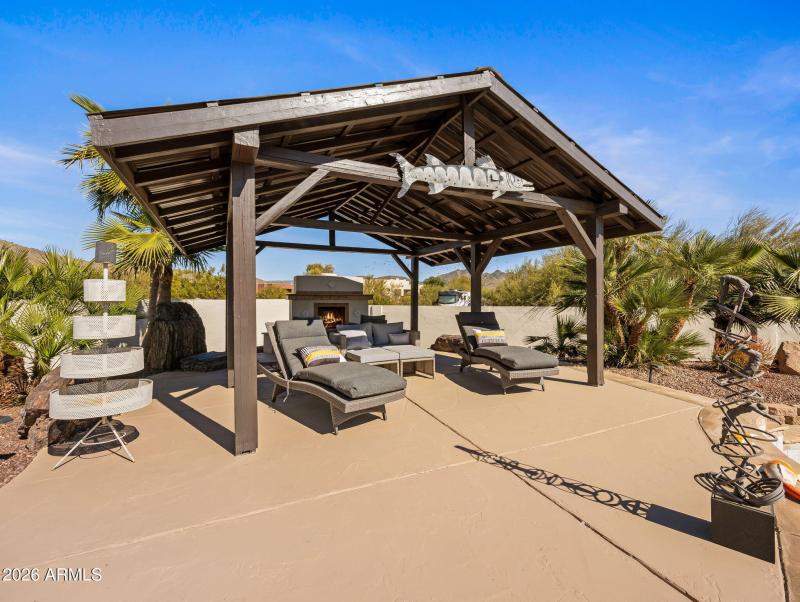 38-web-or-mls-38313 N 17th Way-39