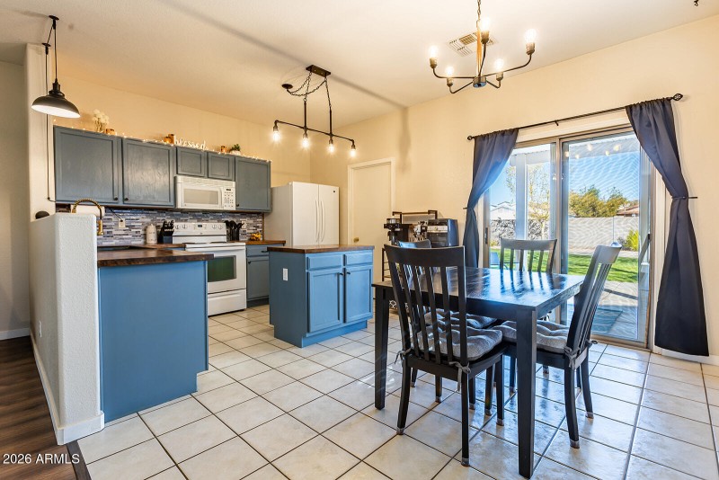 1006 E. Renegade Trl-8