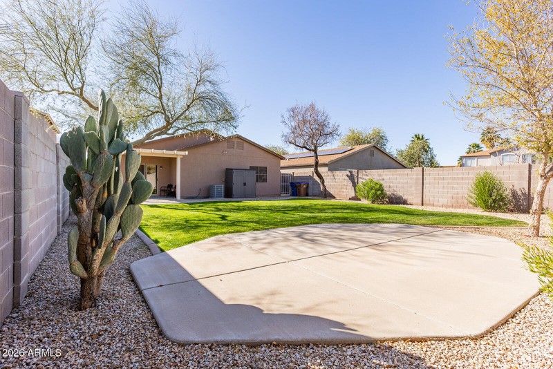 1006 E. Renegade Trl-35