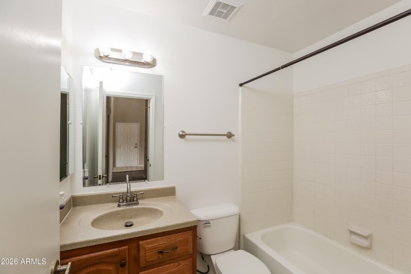 1007017.6629 W CHERYL DR - Bathroom