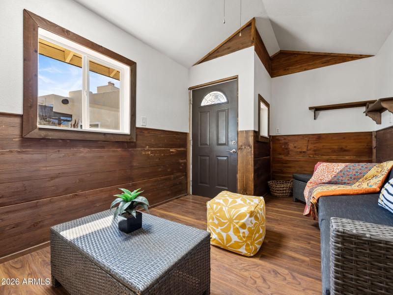 26-web-or-mls-38313 N 17th Way-27