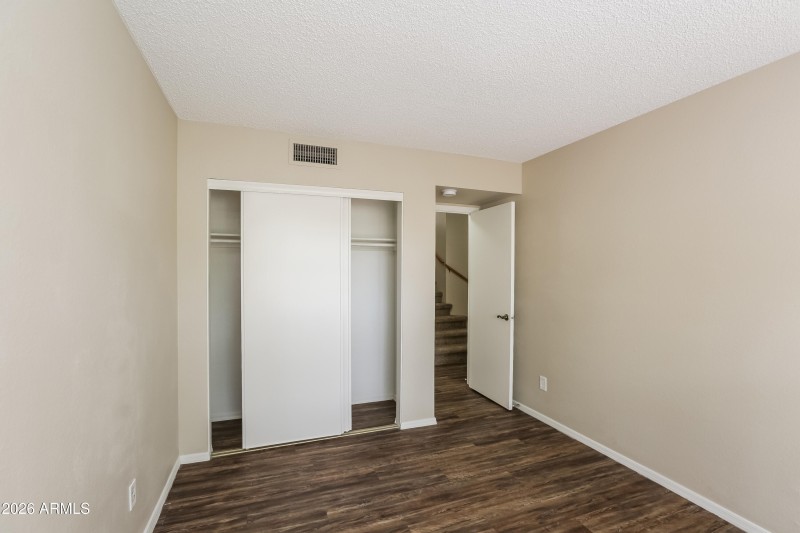 1007017.6629 W CHERYL DR - Bedroom