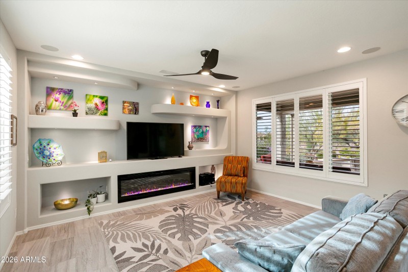 009-26784 W Oraibi Dr