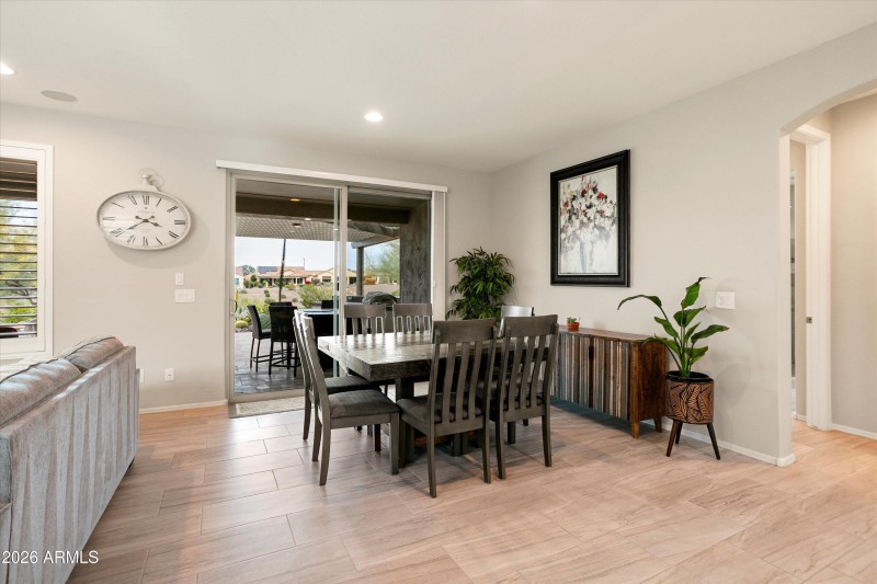 011-26784 W Oraibi Dr