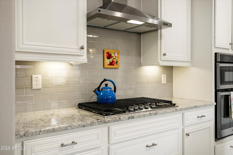 018-26784 W Oraibi Dr