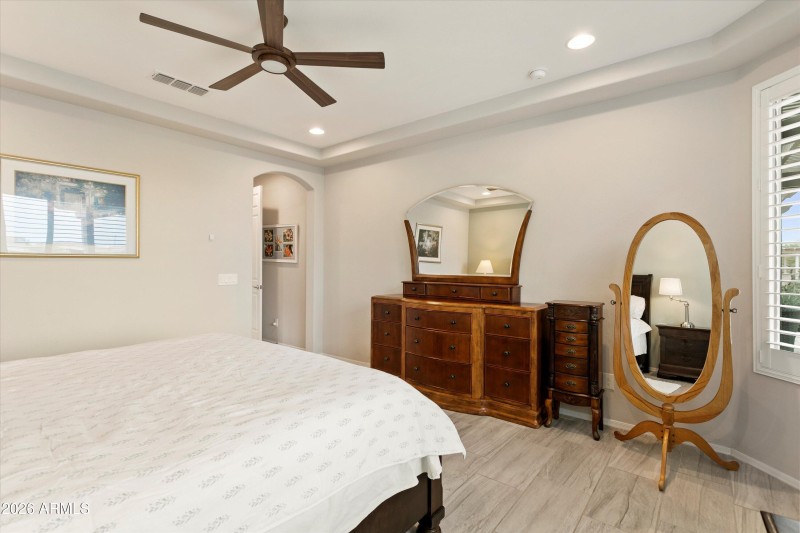 020-26784 W Oraibi Dr