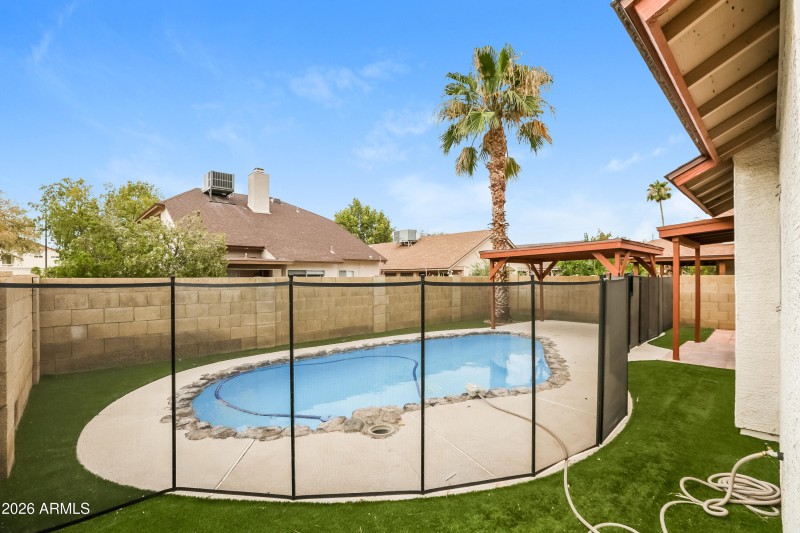 1007017.6629 W CHERYL DR - Pool