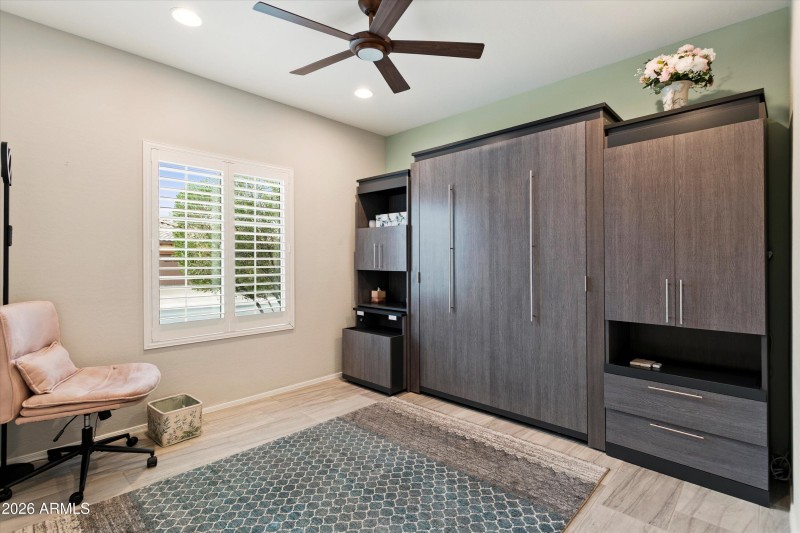 025-26784 W Oraibi Dr