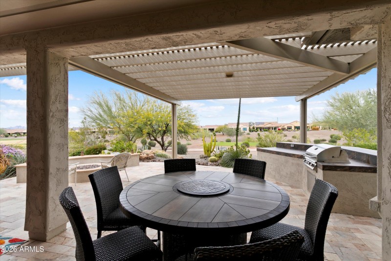 030-26784 W Oraibi Dr