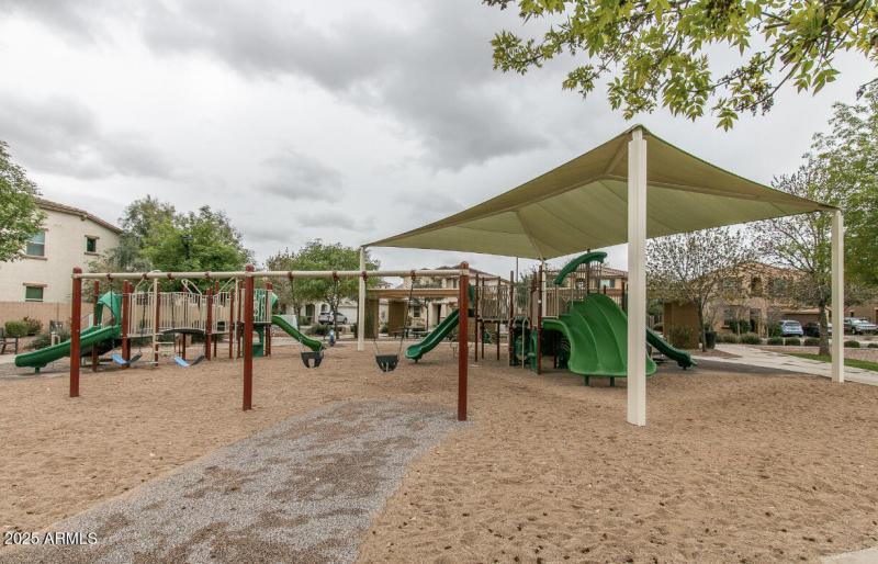 13D0F204-A728-4E74-9EF9-28611FC165F5