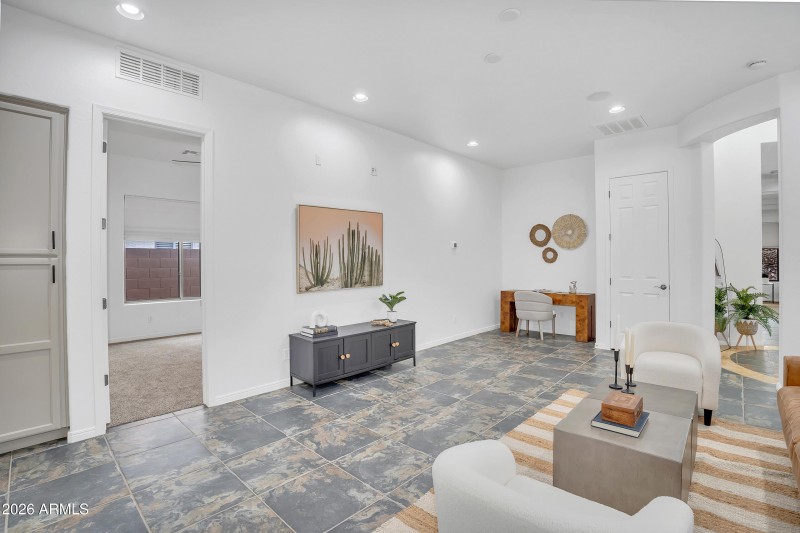 8-print-4756 E Ironhorse Rd-08