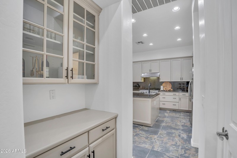 12-print-4756 E Ironhorse Rd-12