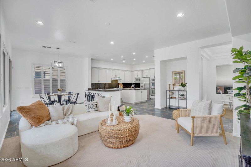 22-print-4756 E Ironhorse Rd-22