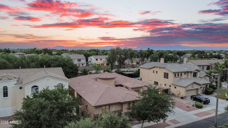 66-print-4756 E Ironhorse Rd Twilight-05