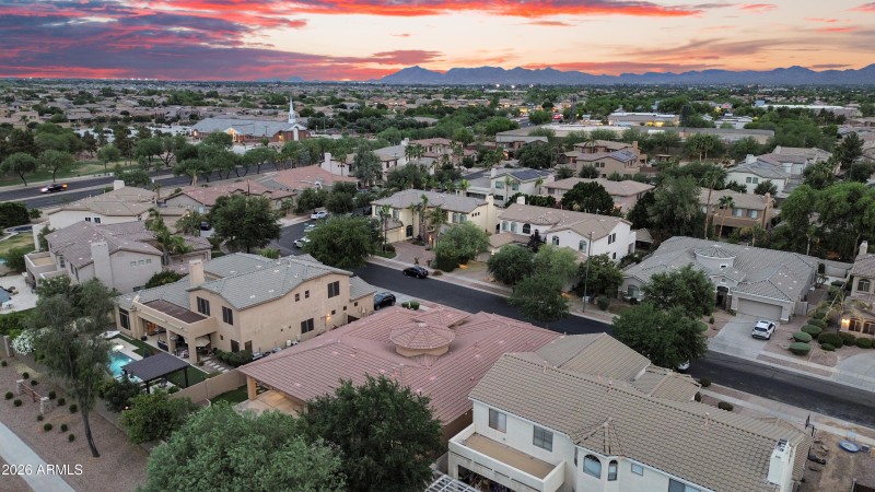 74-print-4756 E Ironhorse Rd Twilight-13